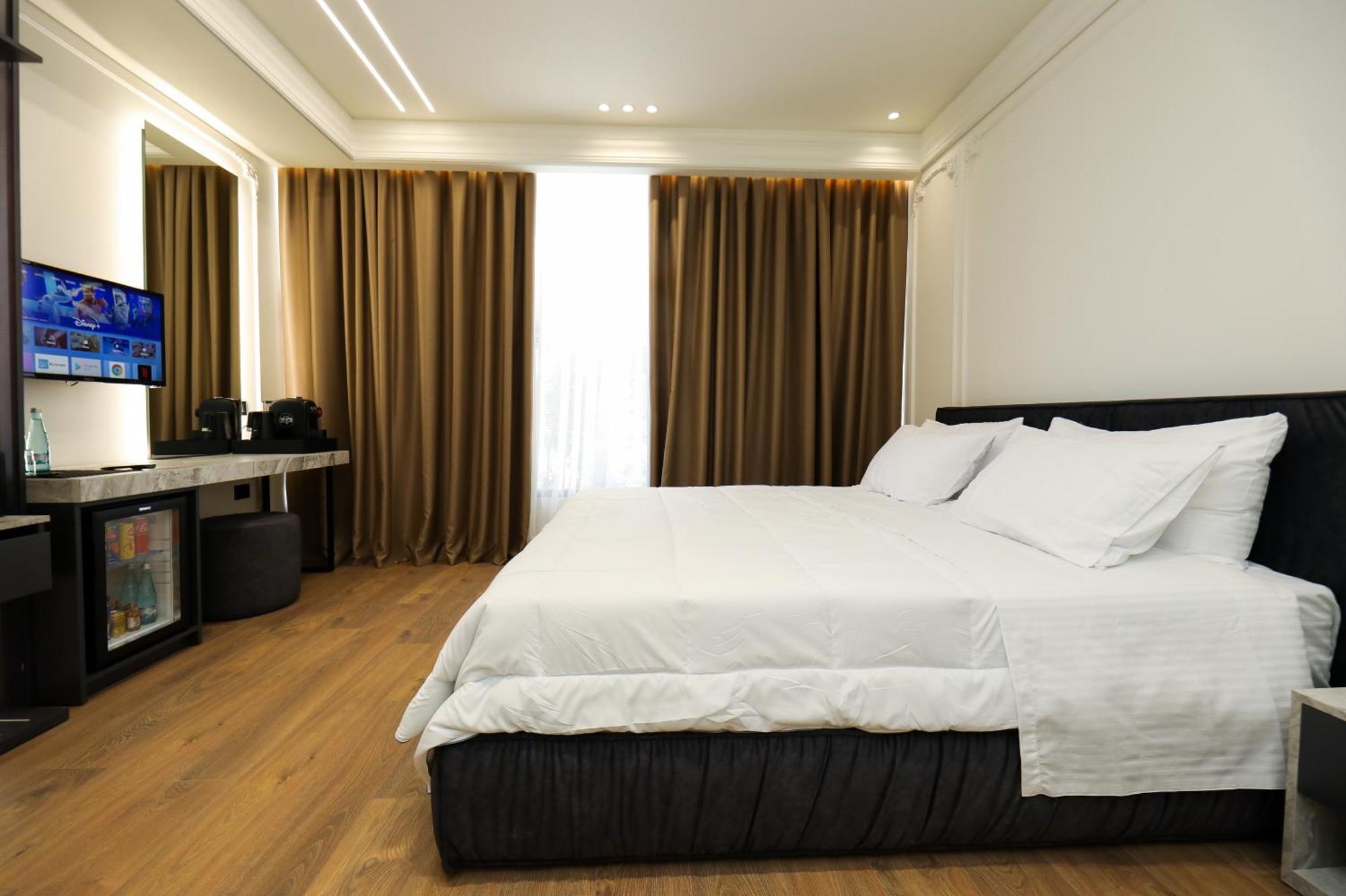 Hotel Adore Vlorë Eksteriør bilde